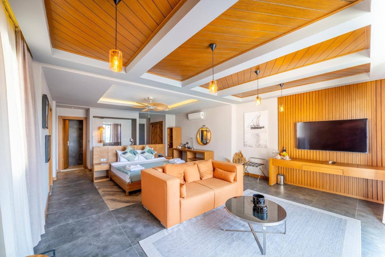 בודרום Moyo Luxury Hotel & Beach מראה חיצוני תמונה